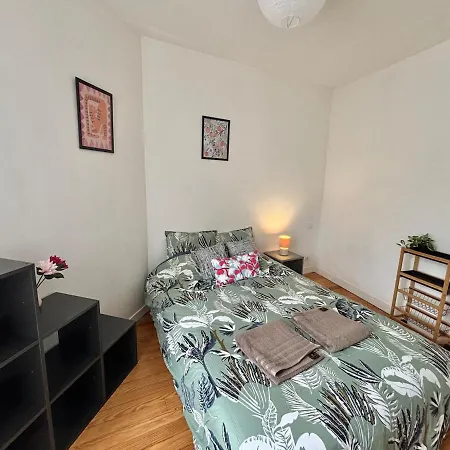 - Centre De - 2 - 4 Personnes - Sainte-catherine * Laval (Mayenne)