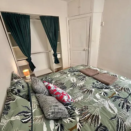 Apartment - Centre De - 2 - 4 Personnes - Sainte-catherine