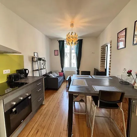 Apartment - Centre De - 2 - 4 Personnes - Sainte-catherine Laval (Mayenne)